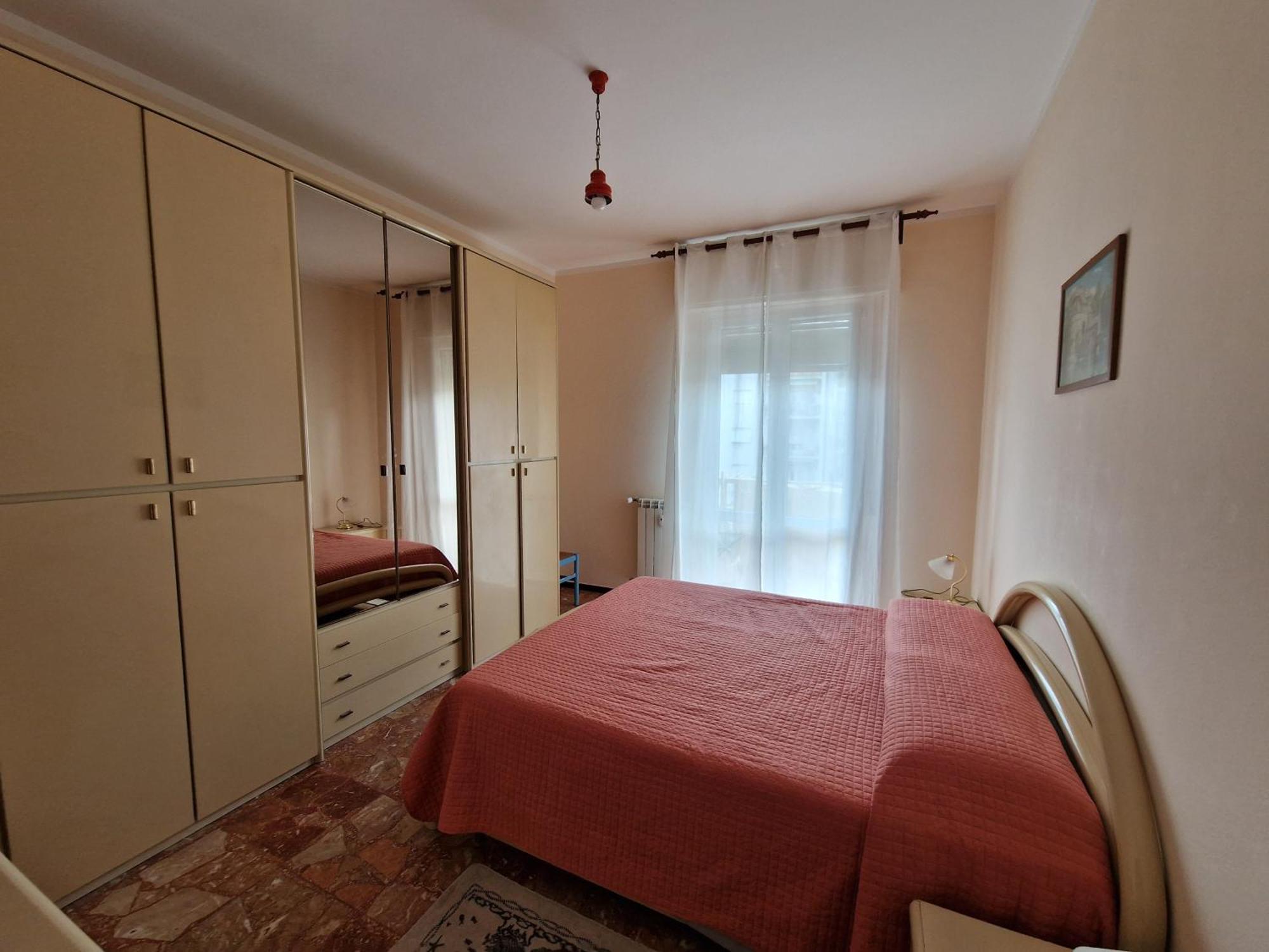 Casa Di Andreea E Bogdan Apartment Albenga Bagian luar foto